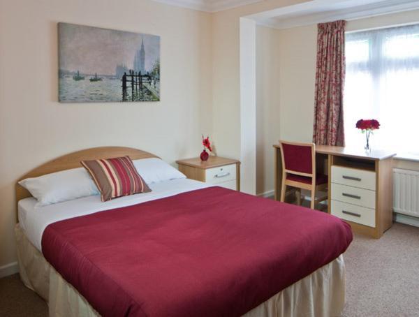 Montrose Guest House Romford Exteriér fotografie